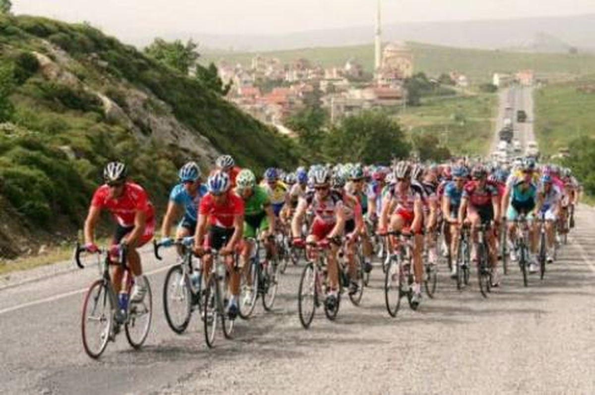 Beyşehir Gölü\'nde Sağlıklı Yaşam İçin Pedal Çeviriyorlar