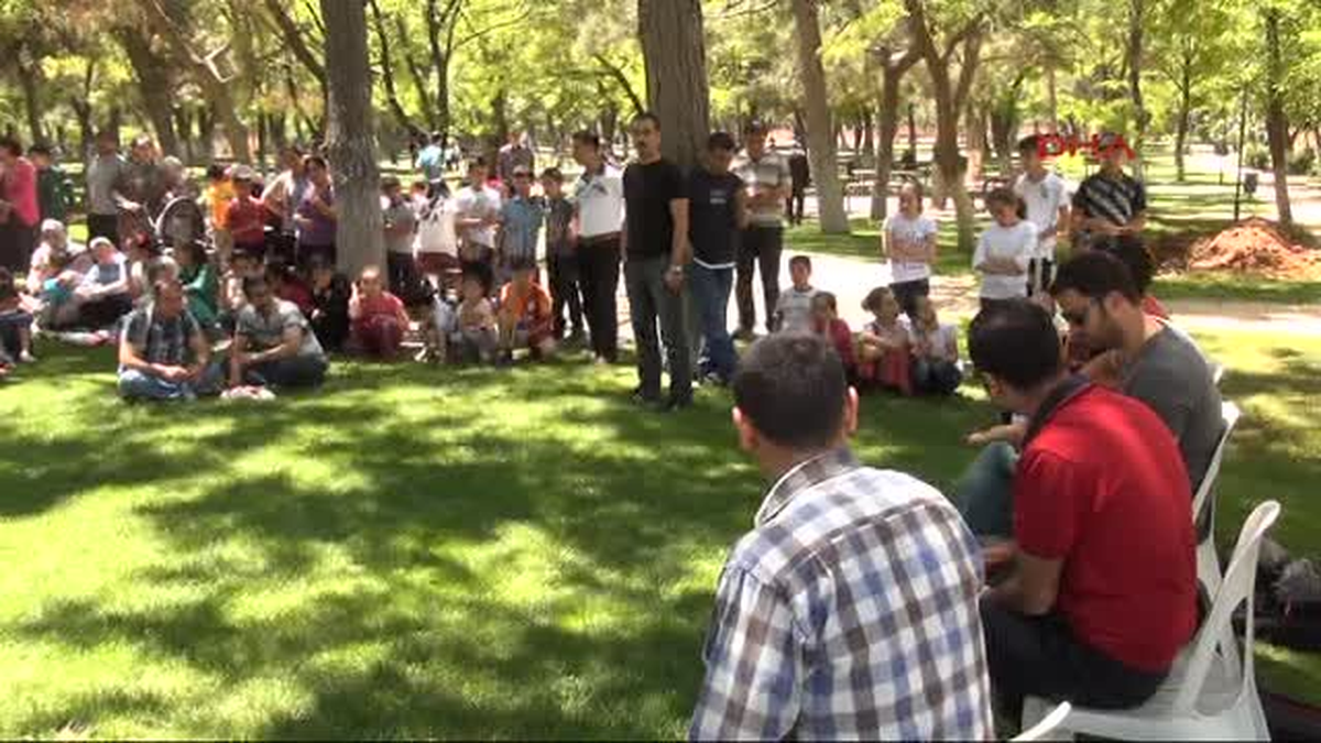 Gaziantep\'te Toplu Kitap Okuma Etkinliği
