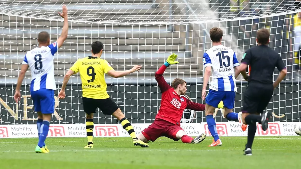 Hertha Berlin-Borussia Dortmund: 0-4 / Dortmund Farklı Kazandı