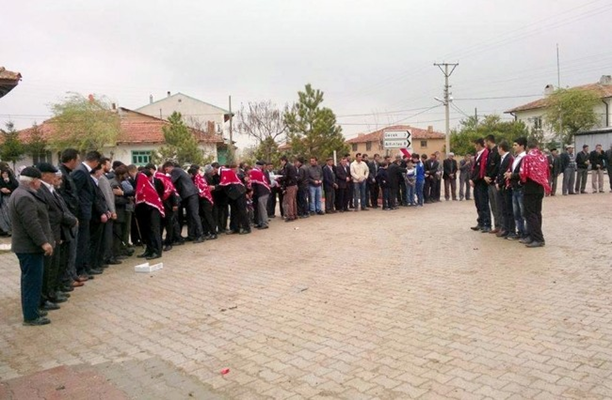 Kınalı Kuzular\' Uğurlandı