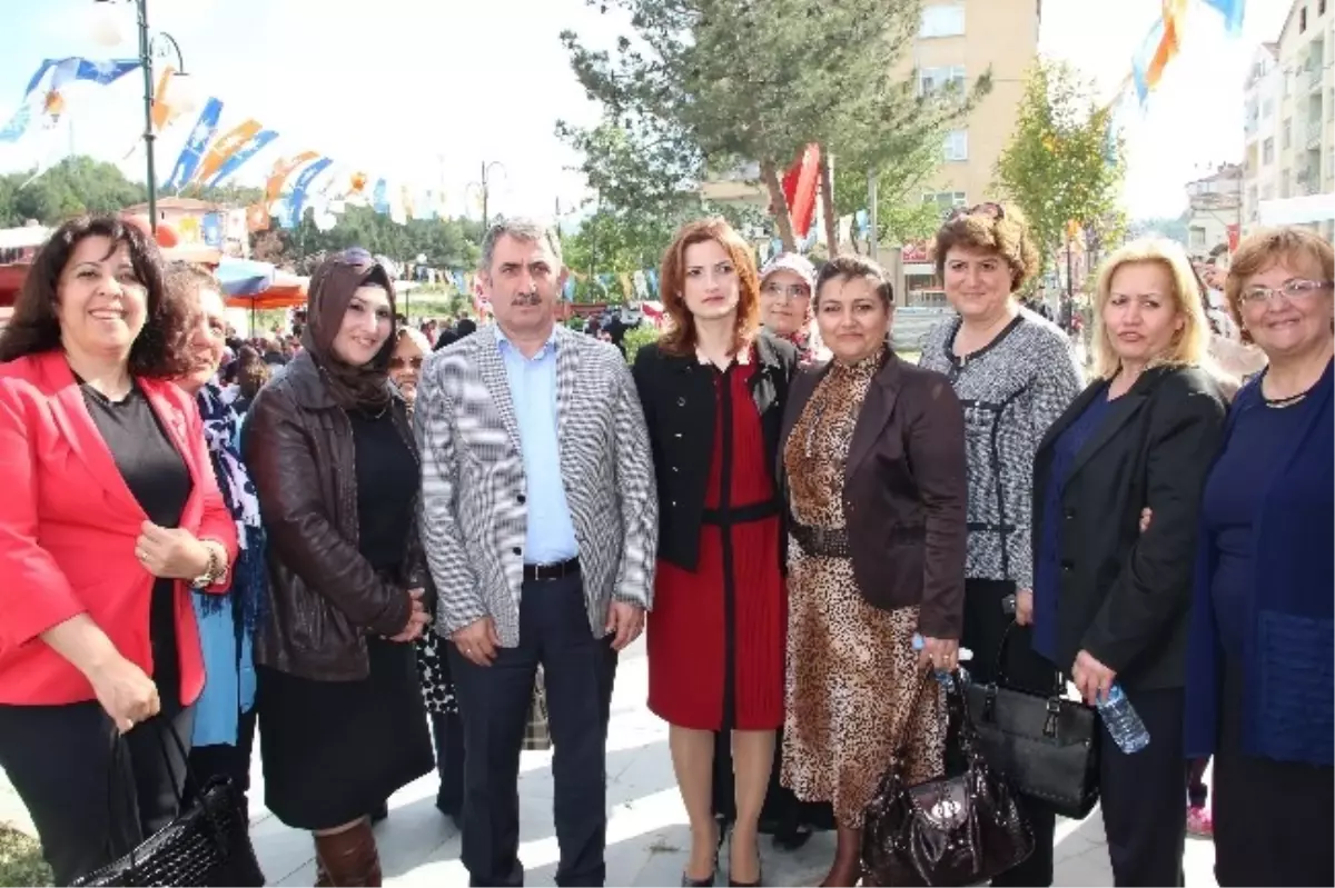 Köktaş, "Anneler Günü" Etkinliğine Katıldığı