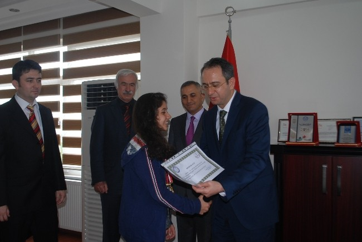 Sude Nur Ogan Satranç Şampiyonasında Tekirdağ\'ı Temsil Edecek