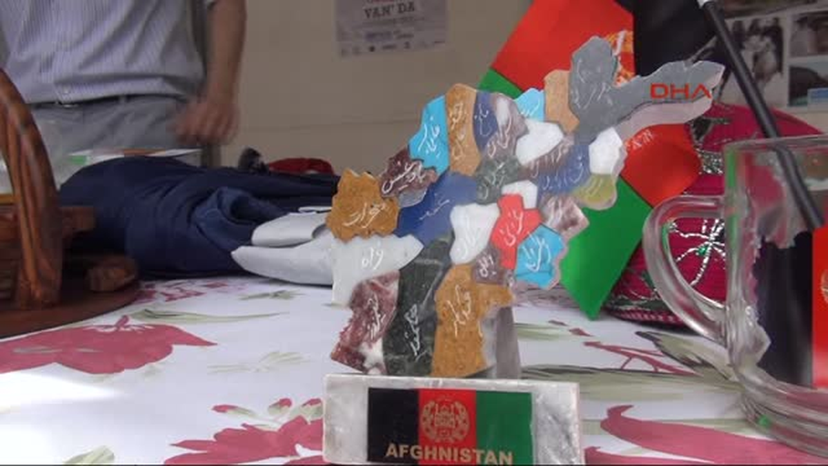 Van\'da Yabancı Öğrenciler Ülkelerini Tanıttı