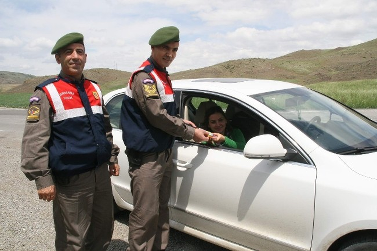 Yozgat Jandarmadan Anneler Günü Hediyesi