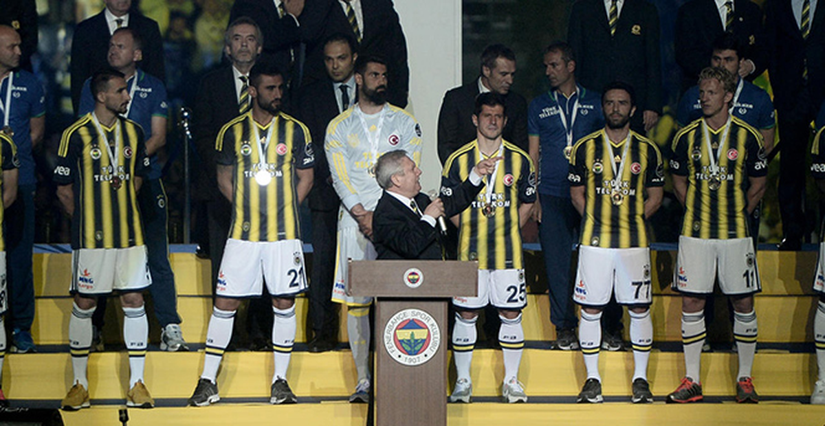 Aziz Yıldırım Genç Fenerbahçeliler'e Sinirlendi