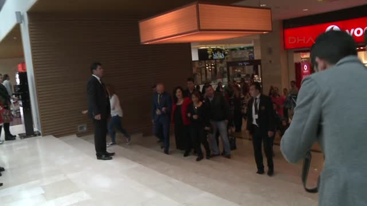 Bursa\'da Türkan Şoray\'lı Anneler Günü Kutlaması