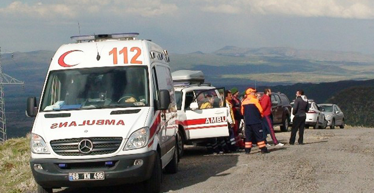Dağcıyı Askeri Helikopter Kurtardı