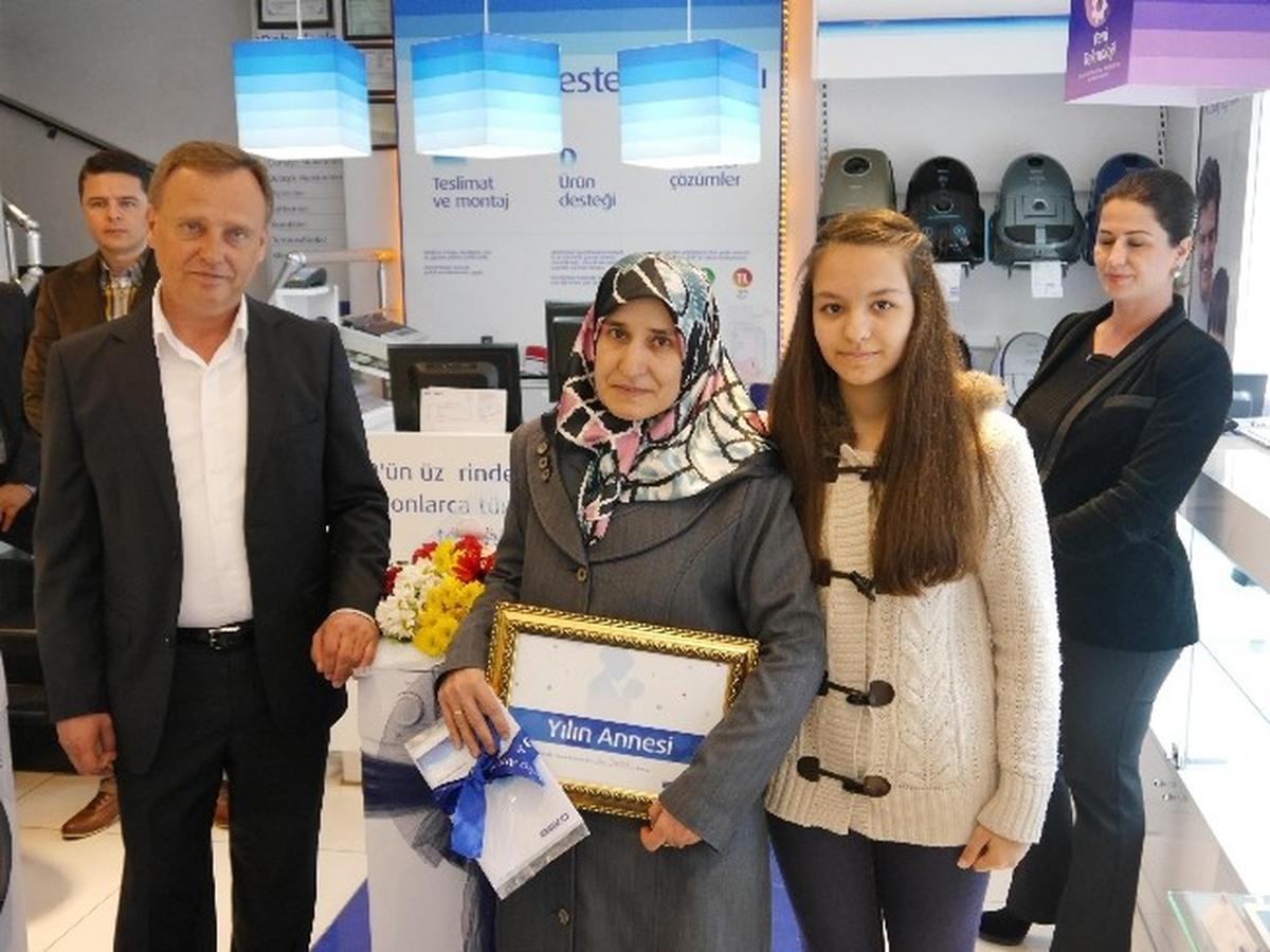 Edirne\'de \'Yılın Annesi\' Elemenli Oldu