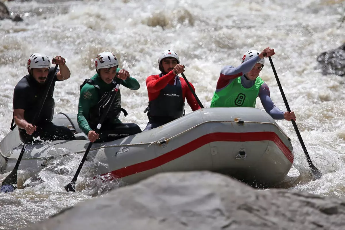 Erzurum\'daki Türkiye Rafting Şampiyonası