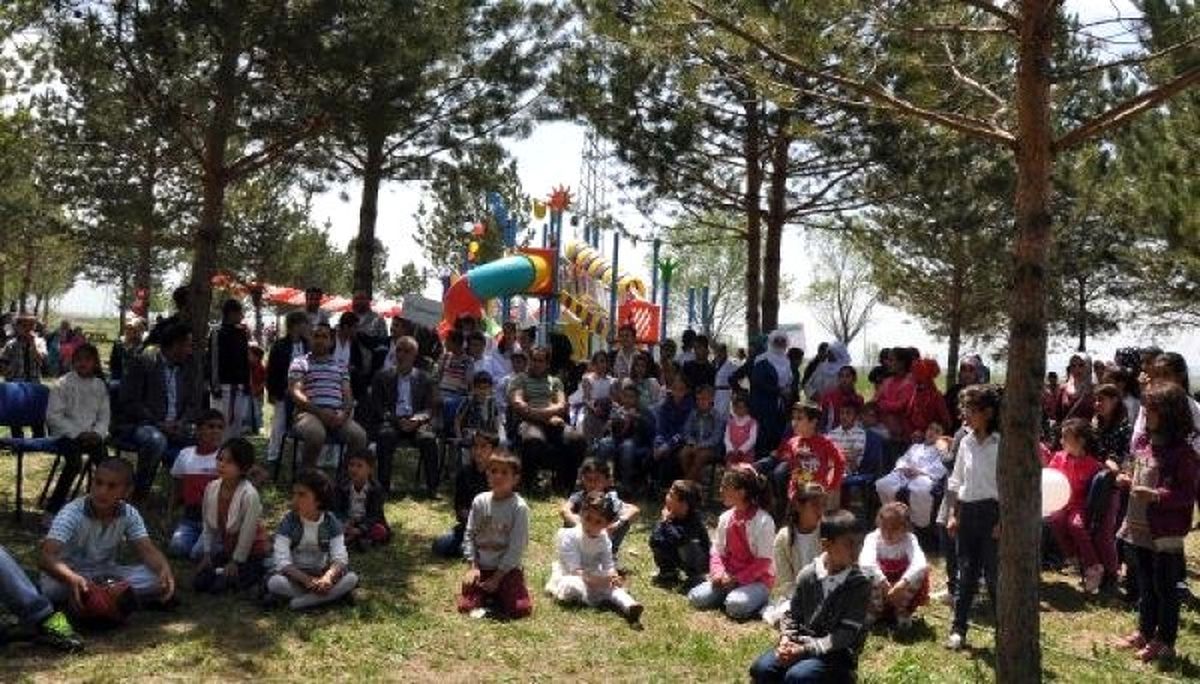 İhh\'dan Kimsesiz Çocuklar İçin Piknik
