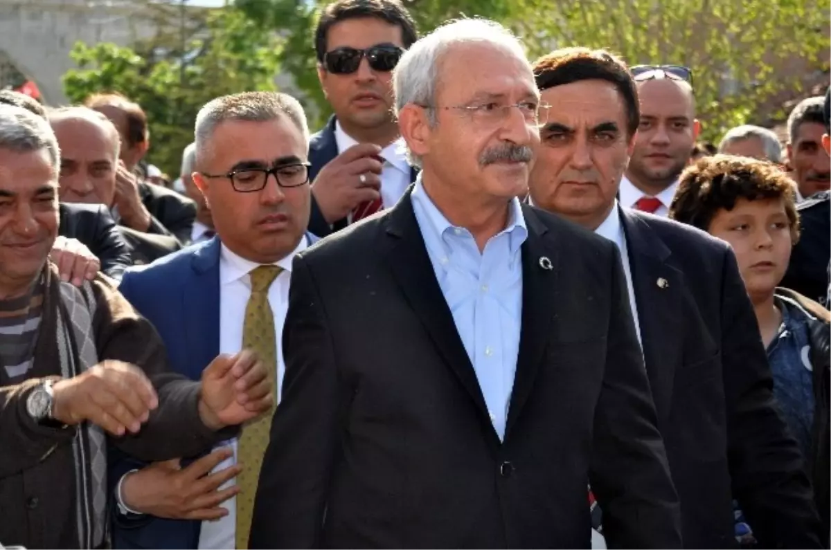 Kılıçdaroğlu: Cumhurbaşkanlığı İçin İsim Tarışılmamalı