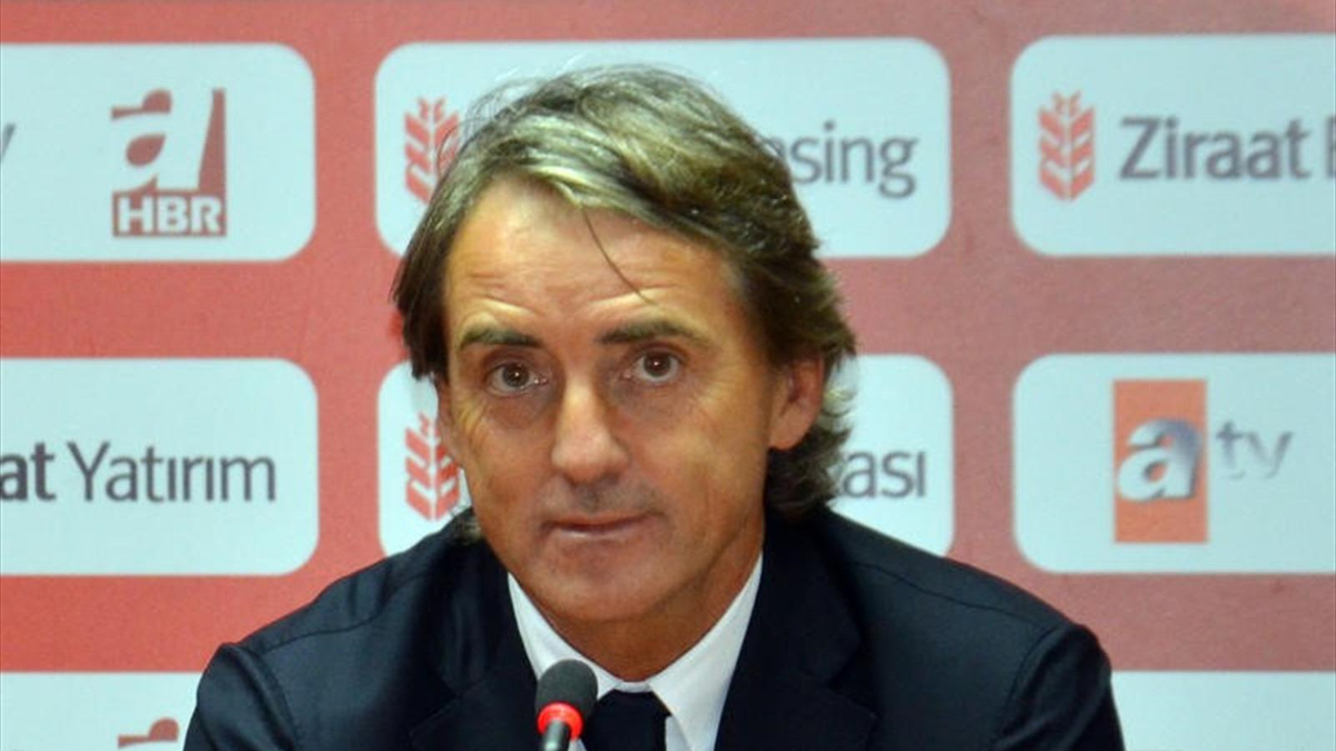 Roberto Mancini Fenerbahçe\'yi Tebrik Etti