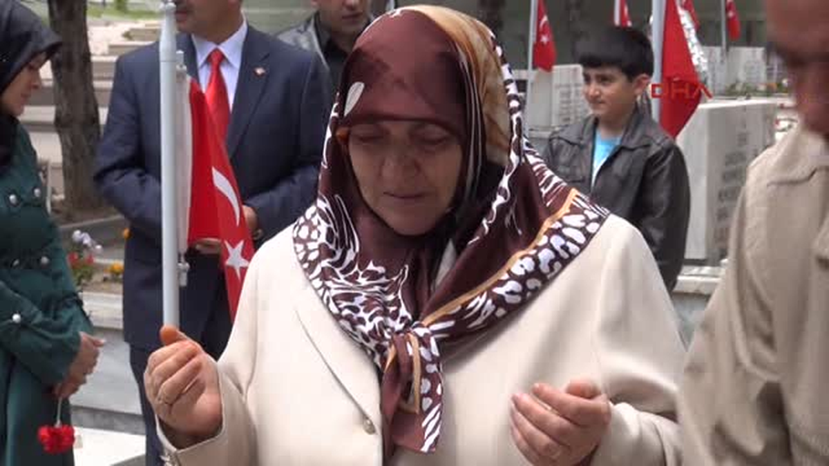 Şehit Anneleri, Anneler Gününü Buruk Kutladı