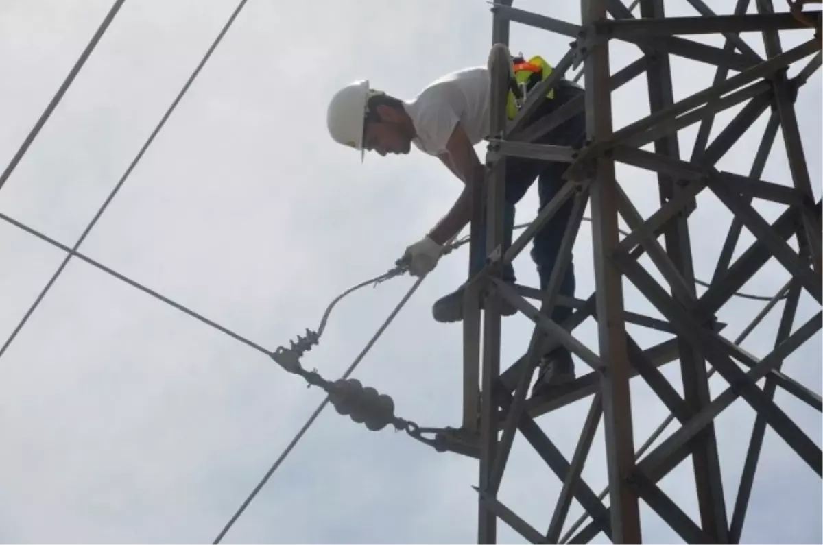 Şırnak\'ta Elektrik Kesintilerini Düşürmek İçin Çalışma Başlatıldı