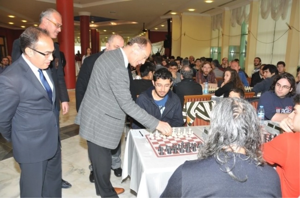 14. Geleneksel 19 Mayıs Satranç Turnuvası