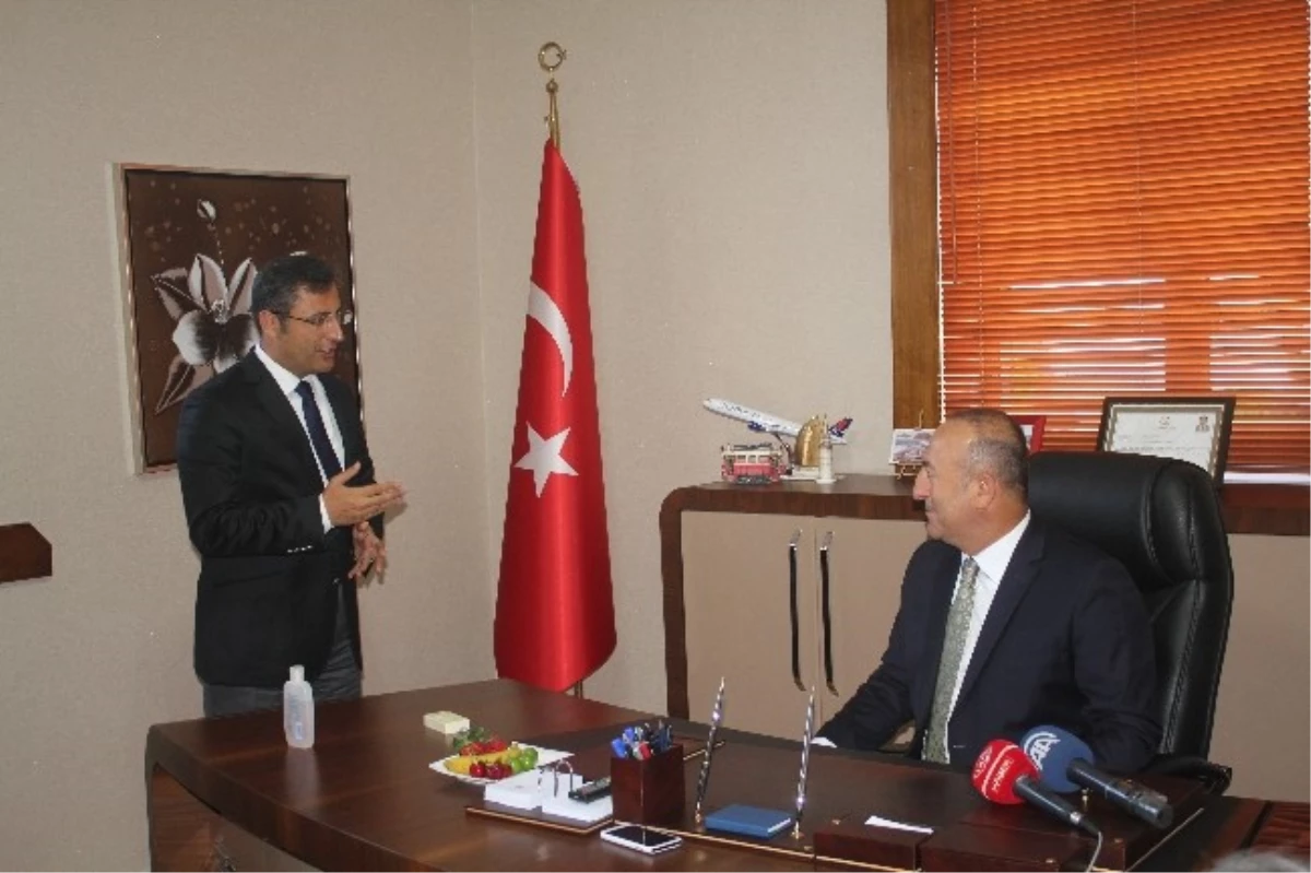 AB Bakanı Çavuşoğlu: "Halk Kimi Seçeceğini Biliyor"