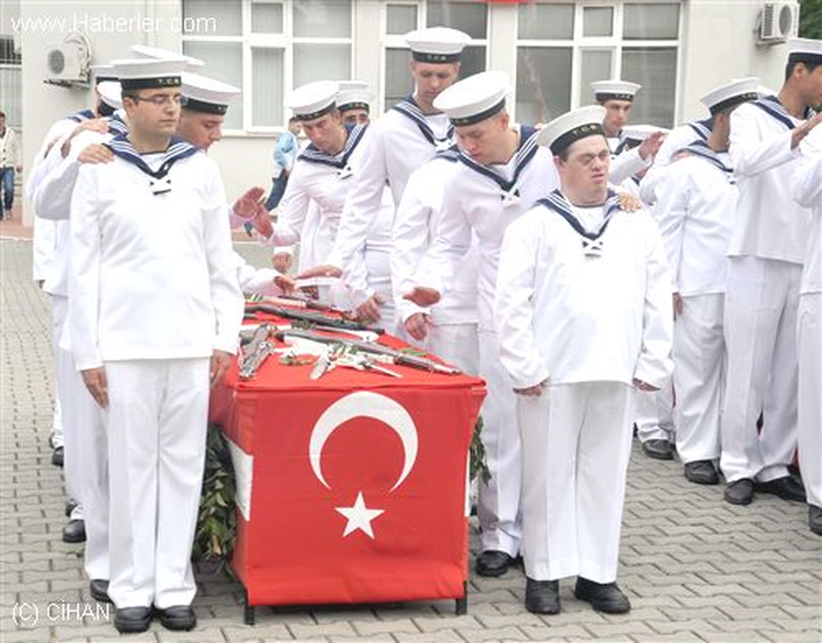 Engellilerin Bir Günlük Askerlik Heyecanı