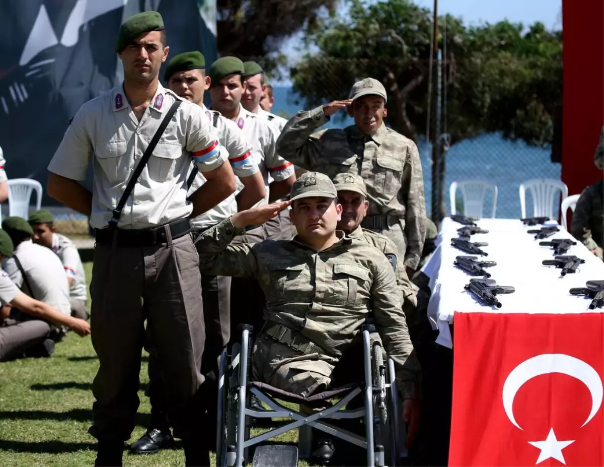 Engellilerin Bir Günlük Askerlik Heyecanı