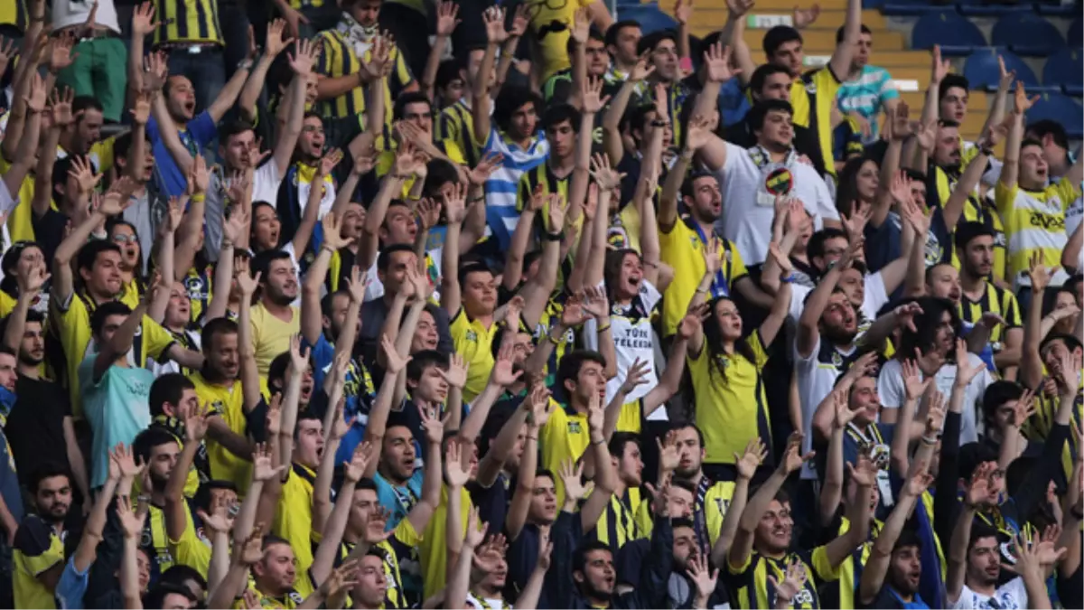 Fenerbahçe Teknik Direktörü Yanal: "Yaşananlar Dilerim Bir Daha Tekrarlanmaz"