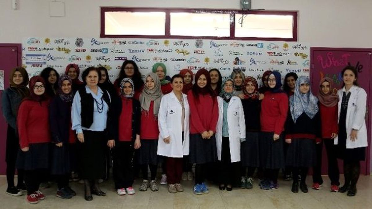İhlas Koleji Değerler Olimpiyatı Şampiyonu