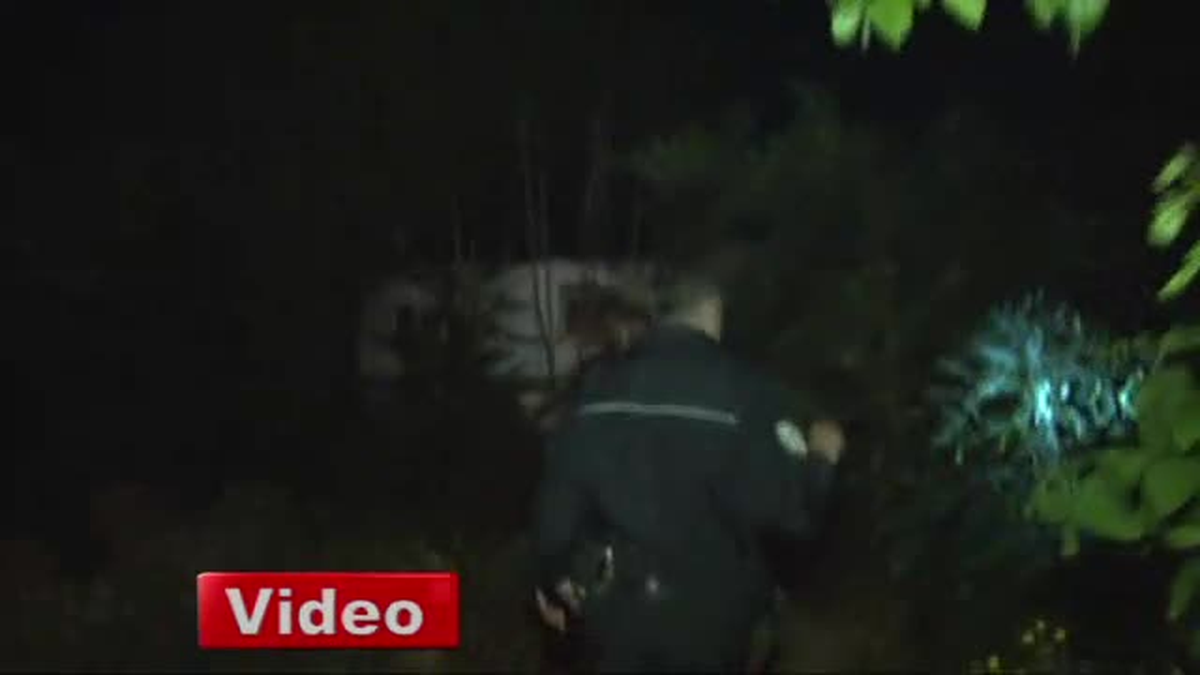 Antalya\'da Polis, Fenerle Uyuşturucu Kullanan Genci Aradı