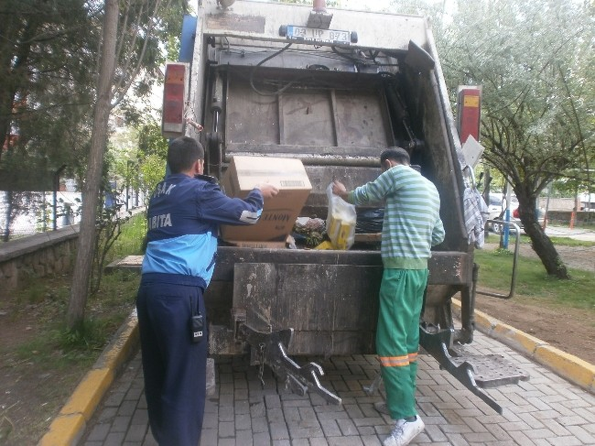Uşak Zabıtasından Sıkı Denetim