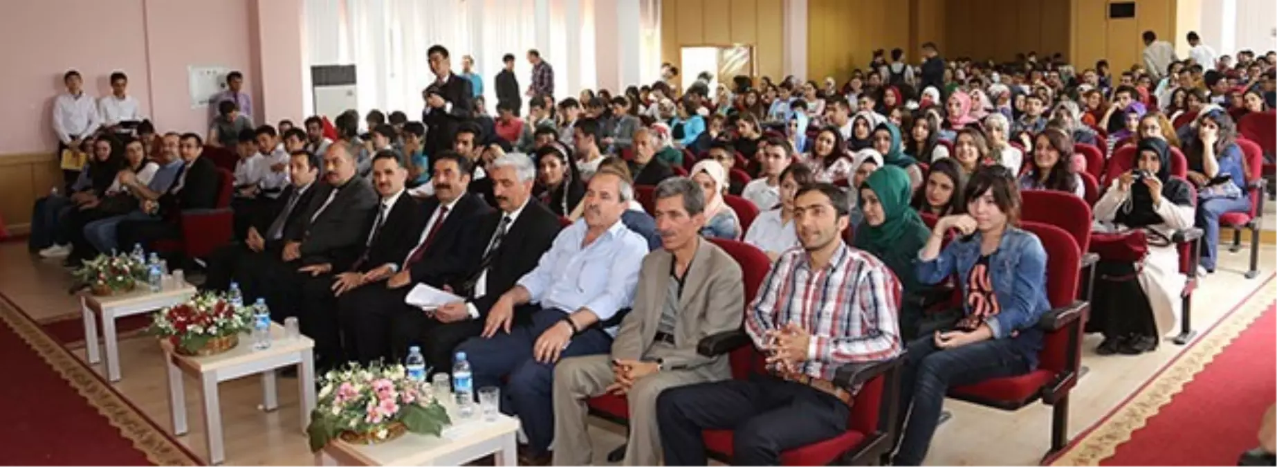 Yabancı Uyruklu Öğrenciler Program Düzenledi