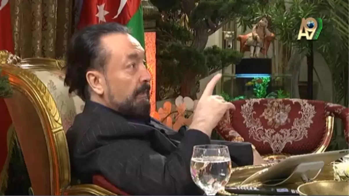 Adnan Oktar, Yabancı Konuğuyla Konuşurken Zorlandı