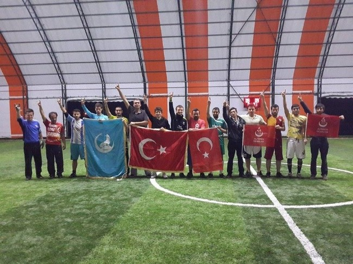 Alperen ile Ülkü Ocaklarından Dostluk Maçı