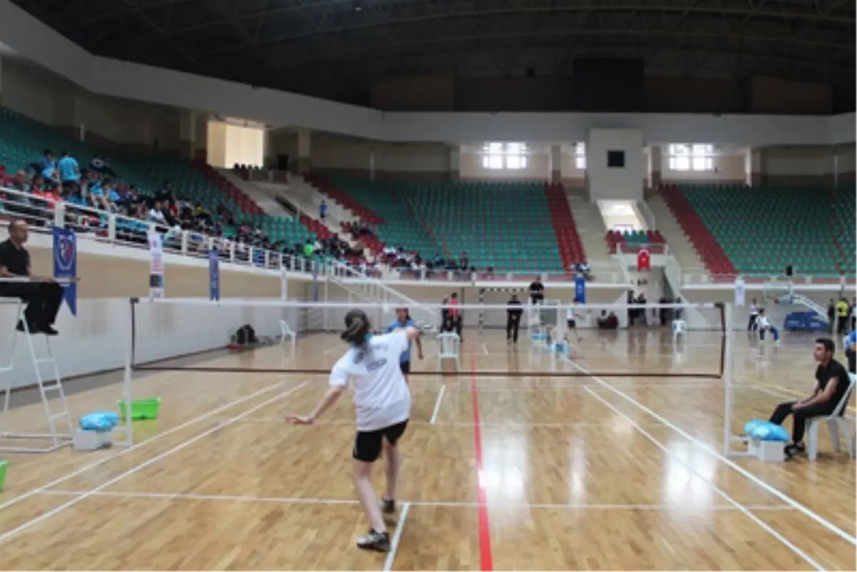 Badminton Heyecanı Sona Erdi