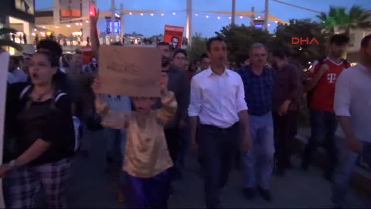 Biber Gazıyla Kanser Olduğunu İddia Eden Gezi Eylemcisi Mehmet İstif Öldü /ek