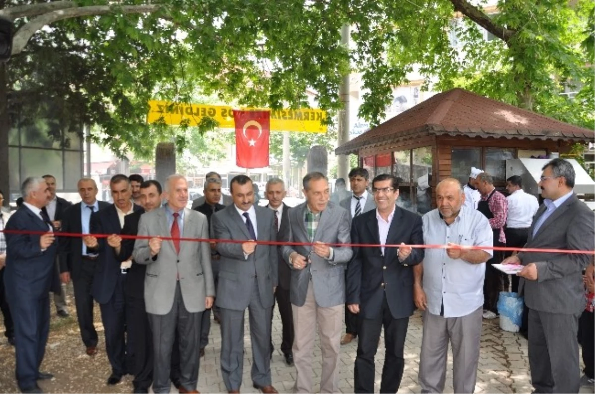 Fatih, Mimar Sinan ve Ferhatlar Öğrenci Yurtları Kermes Açtı