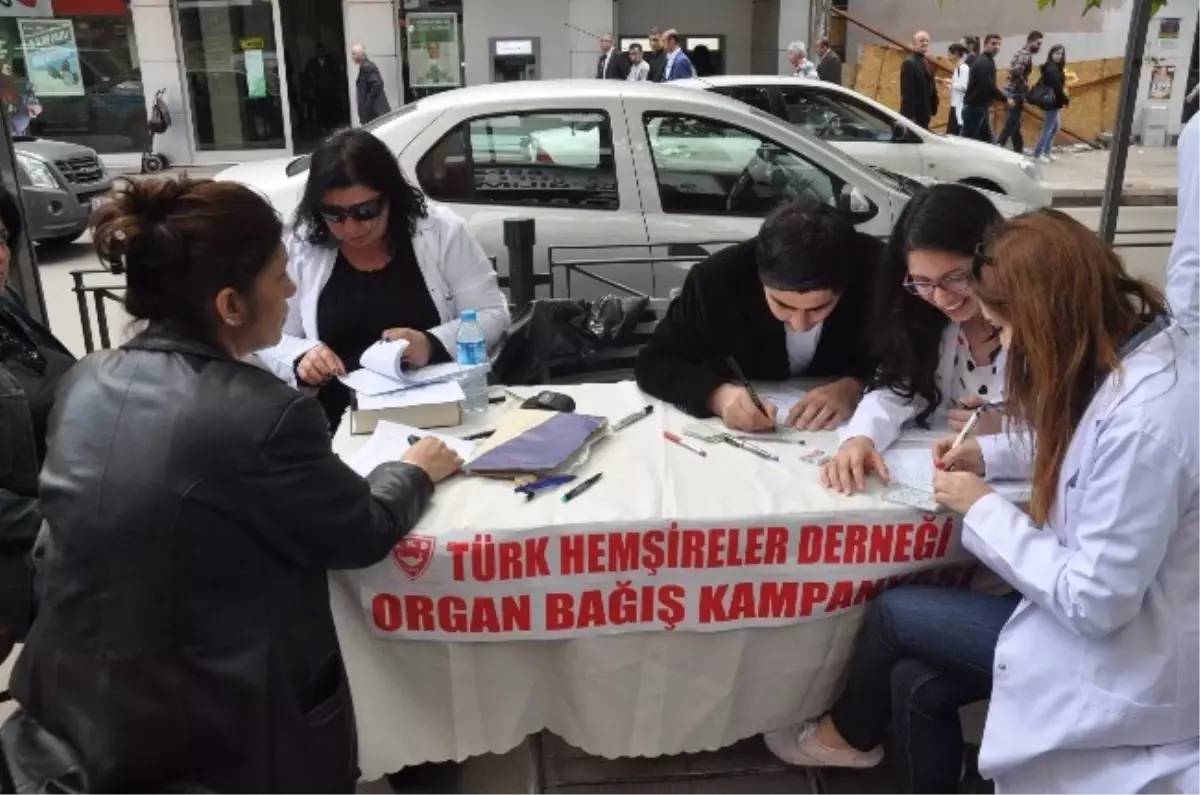 Hemşirelerden Organ Bağışı Kampanyası