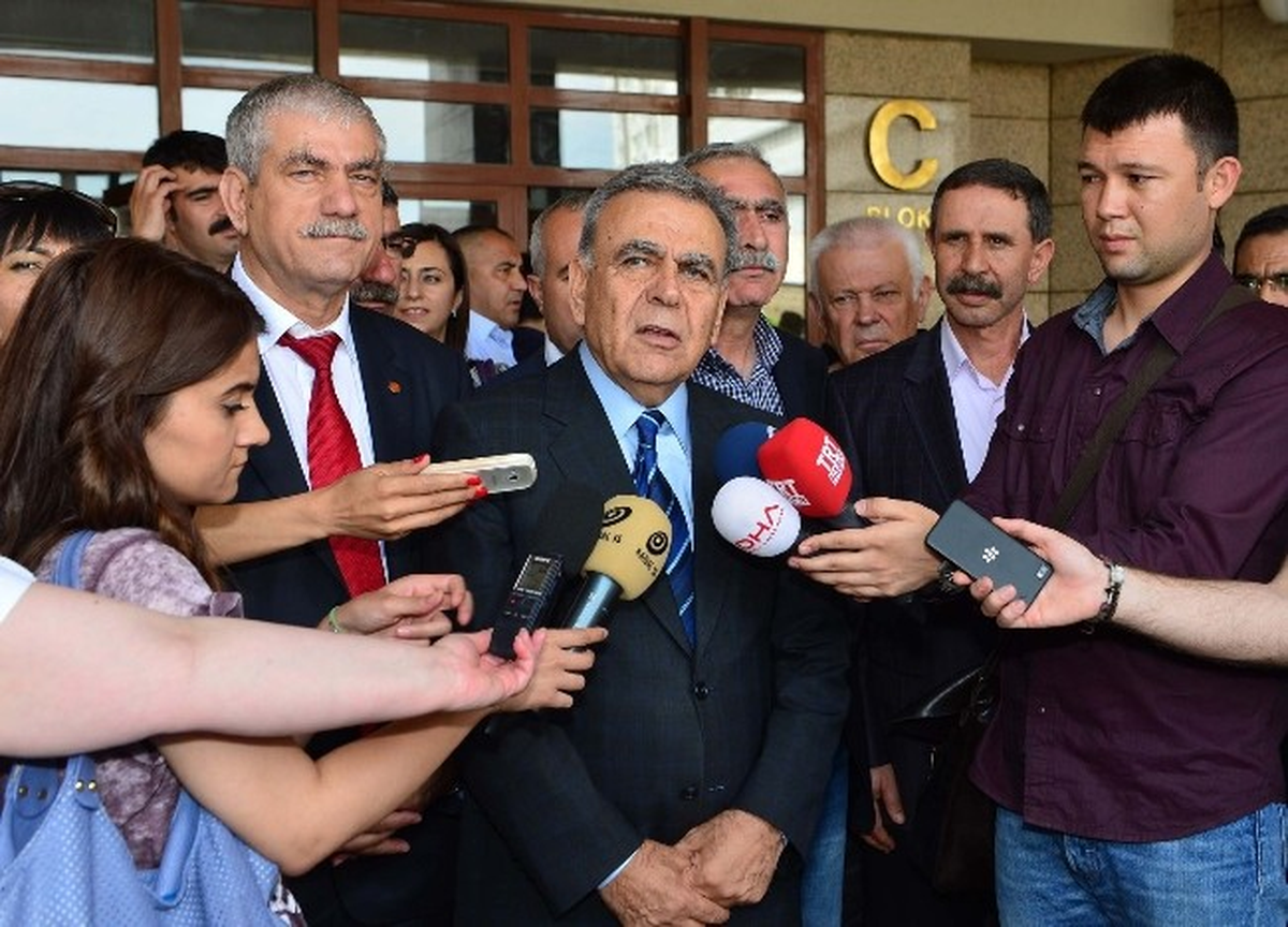 İzmir Büyükşehir Davası 2 Eylül\'e Ertelendi