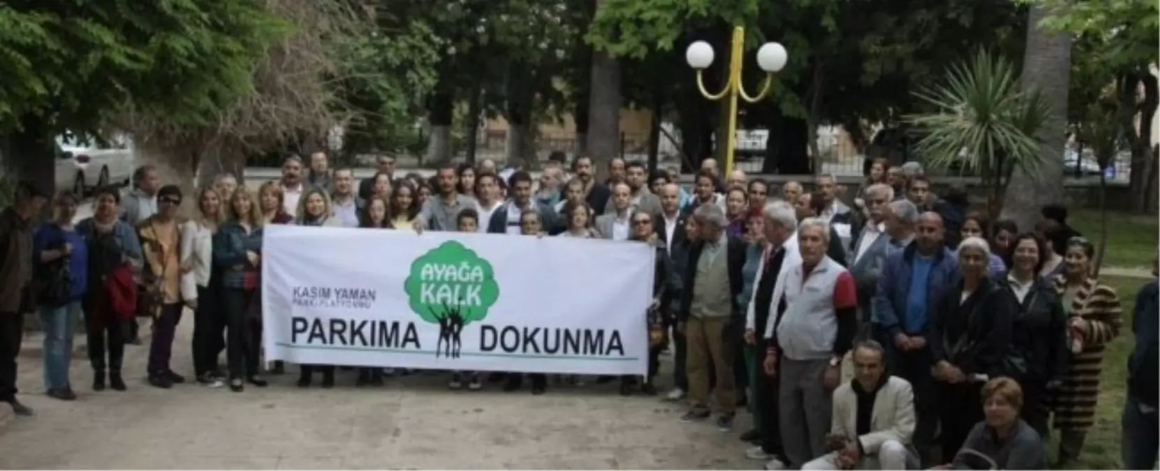 Kuşadası\'nda "Parkıma Dokunma" Eylemi