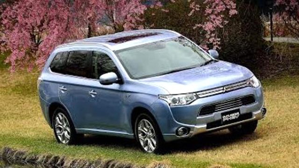 Mitsubishi Outlander Phev Jncap\'ten Beş Yıldız Aldı