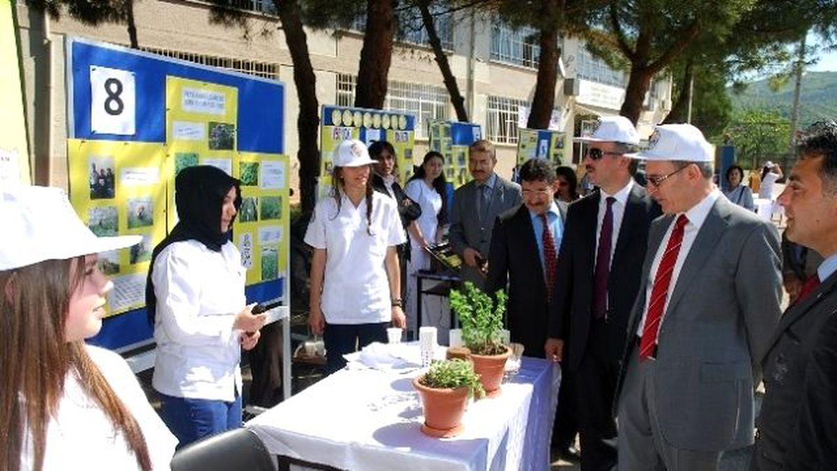 Sağlık Meslek Lisesi Öğrencilerinden İlginç Buluşlar