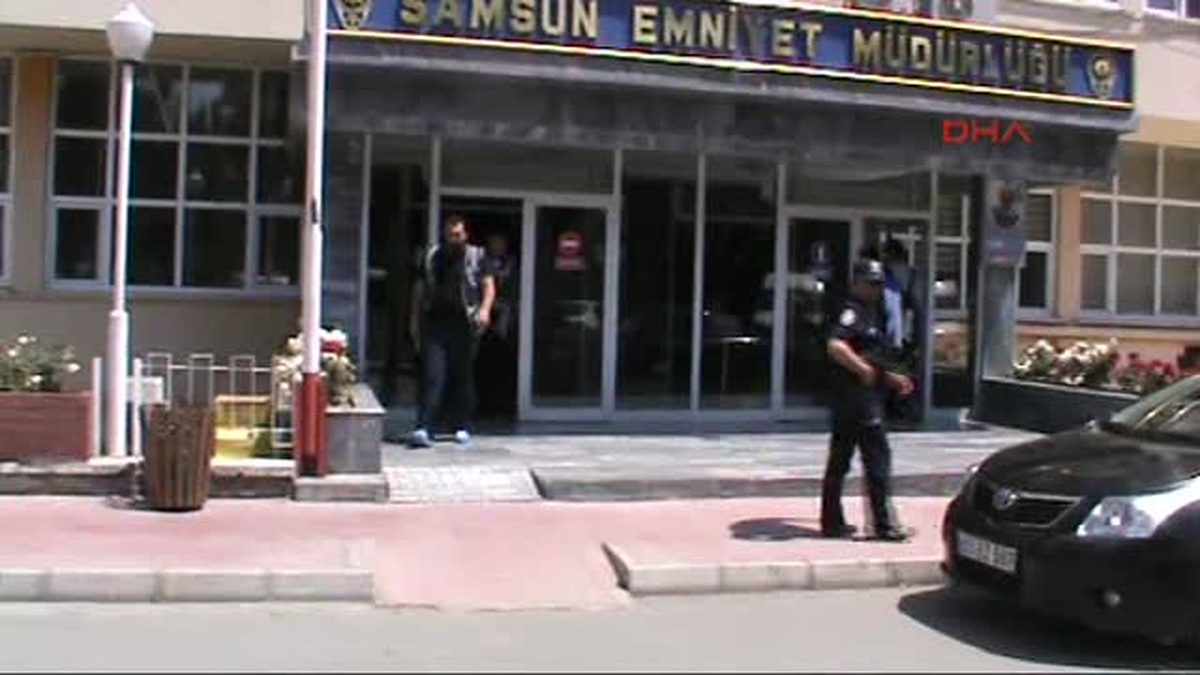 Samsun\'da 400 Polisle Uyuşturucu Operasyonu 54 Gözaltı