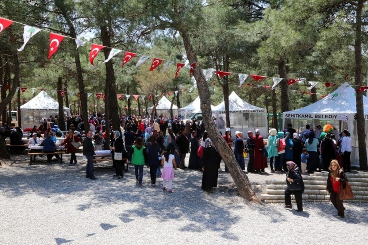 Şehitkamil\'de Bahar Şenlikleri Başladı