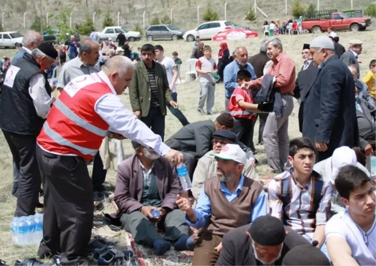 Türk Kızılayı Çubuk Şubesi Yardıma Koştu