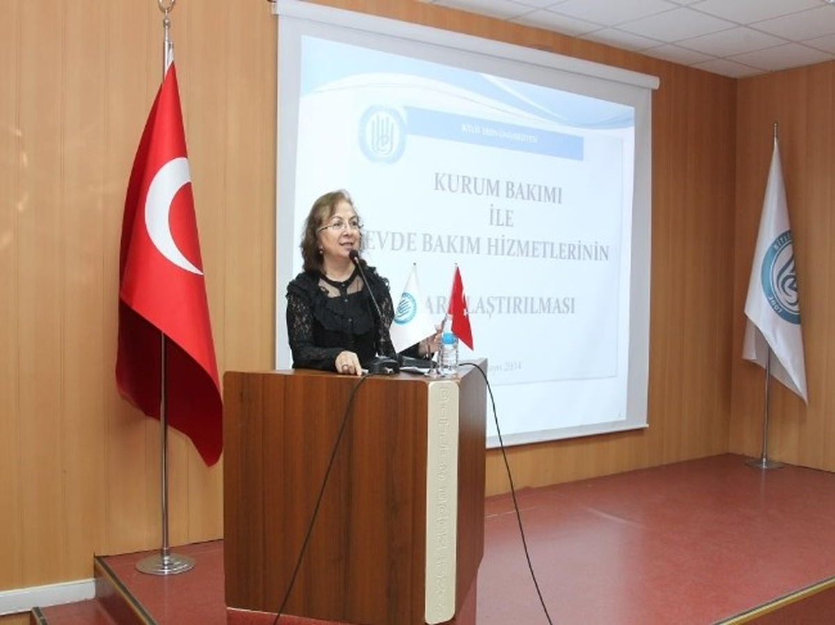 Beü\'de \'Kurum Bakımı ile Evde Bakım Hizmetleri Karşılaştırılması\' Konferansı