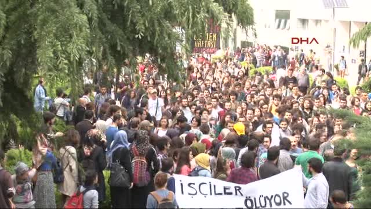 Boğaziçi Üniversitesi Öğrencileri Soma\'da Hayatını Kaybedenler İçin Yürüyor