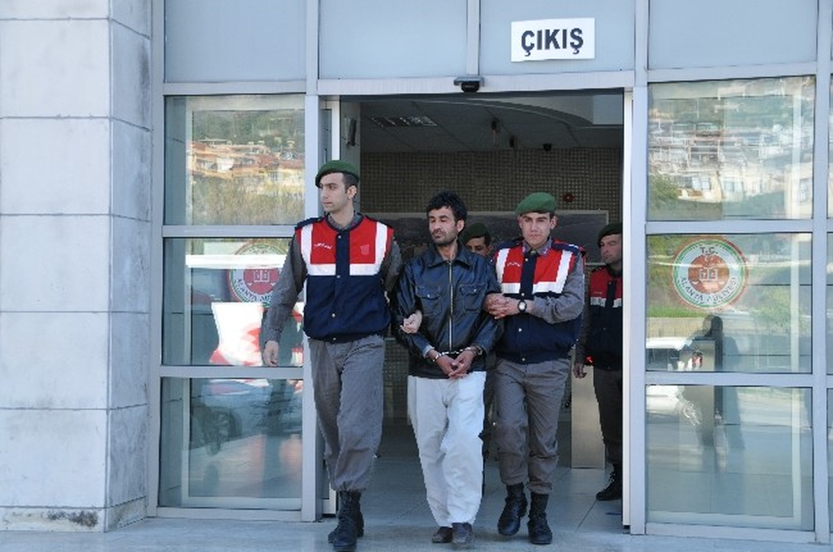 Eşini Öldüren Kocaya Müebbet Hapis