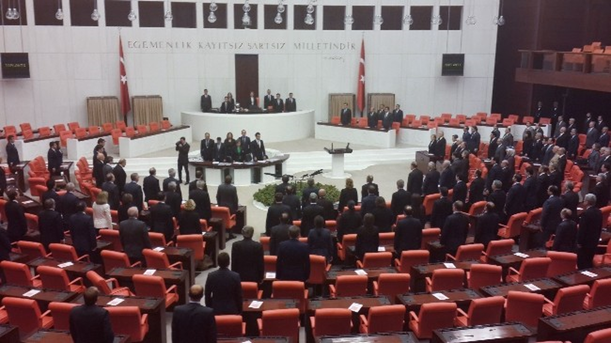 Genel Kurul\'da Soma İçin Saygı Duruşu