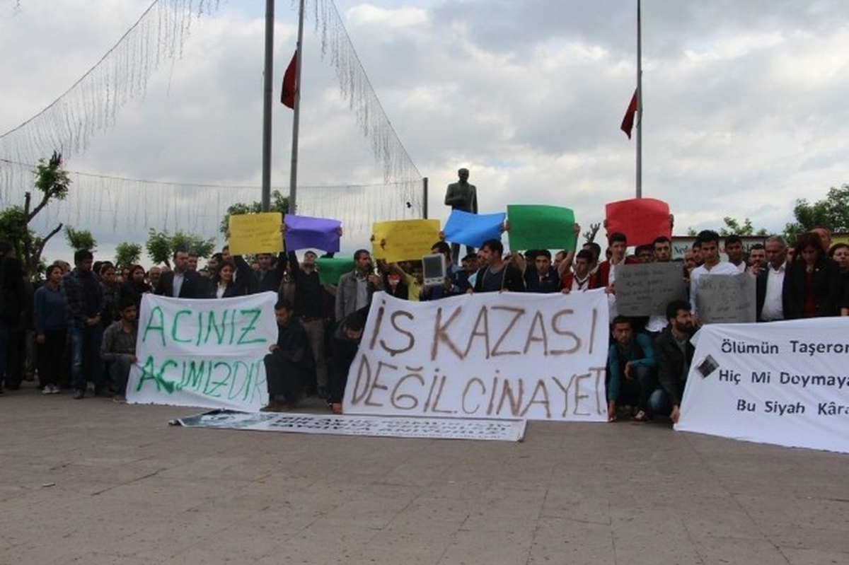 Şırnak\'ta Soma Protestosu