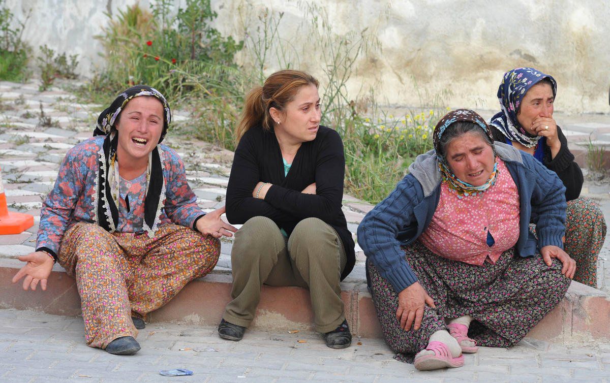 Soma'da Endişeli Bekleyiş Devam Ediyor