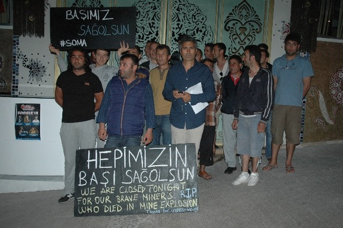 Soma\'da Ölen İşçiler İçin Bodrum Yasta