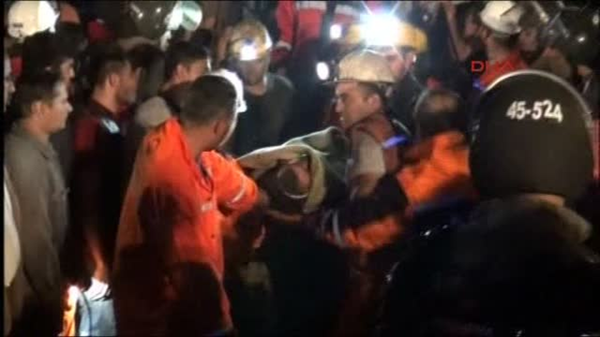 Soma Madende Trafo Patladı, İşçiler Mahsur Kaldı/ek4