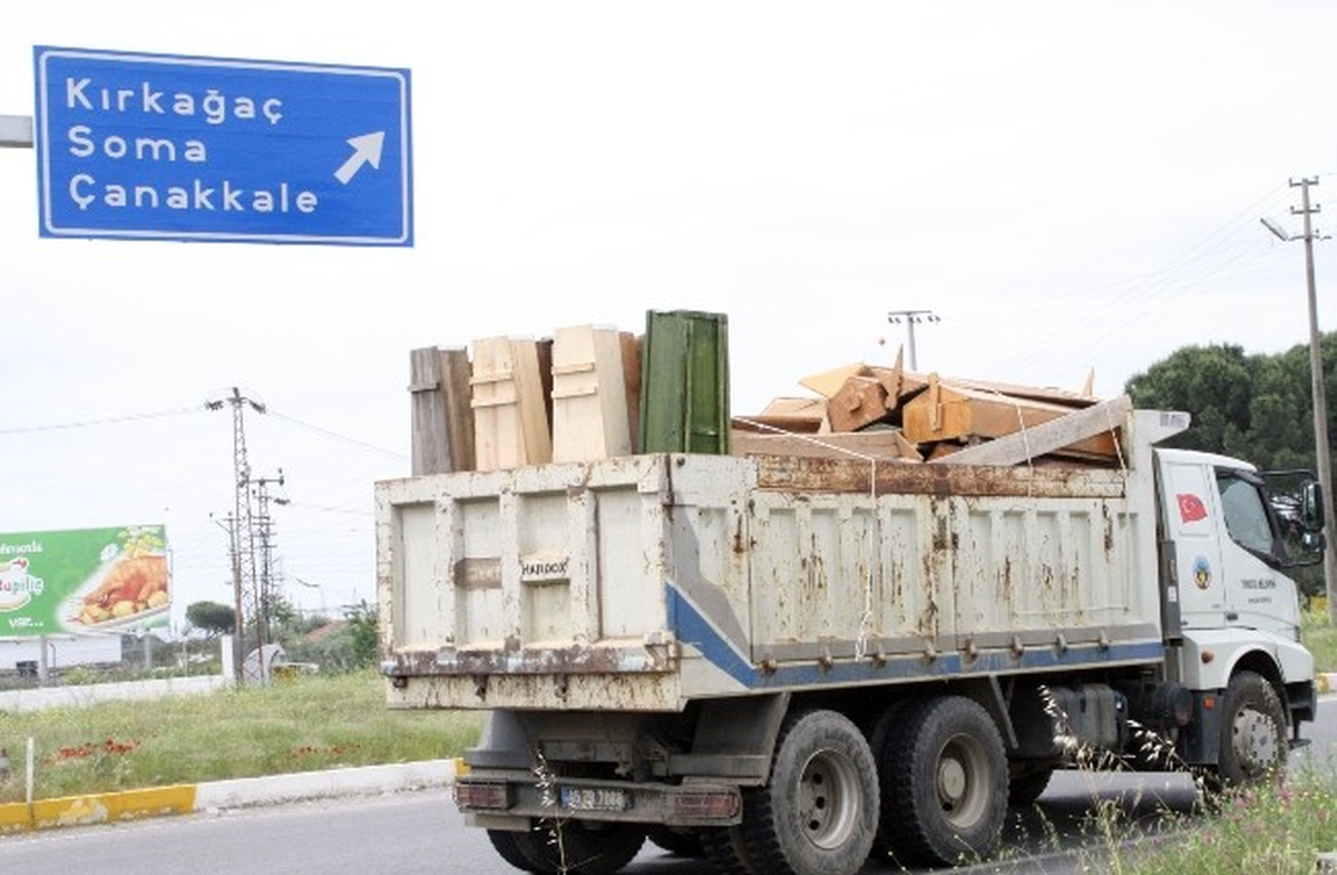 Tabutlar Soma\'ya Taşınıyor