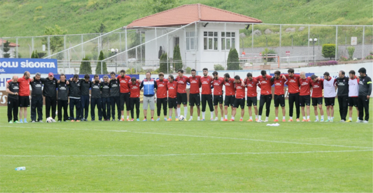 Trabzonspor, Antalyaspor Maçına Baretlerle Çıkmak İstiyor